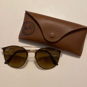 RayBan Sunglasses 💛